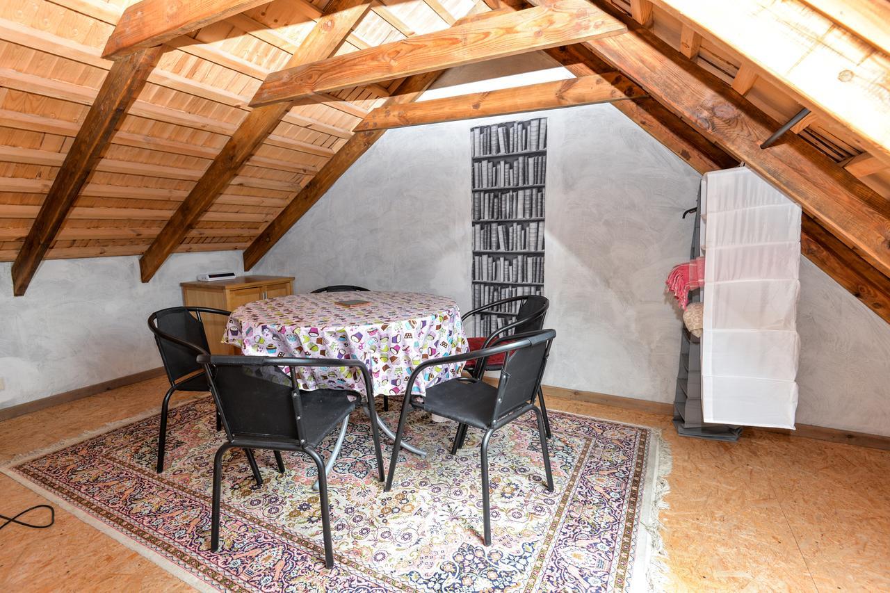 Appartement Jurgi à Pape Extérieur photo