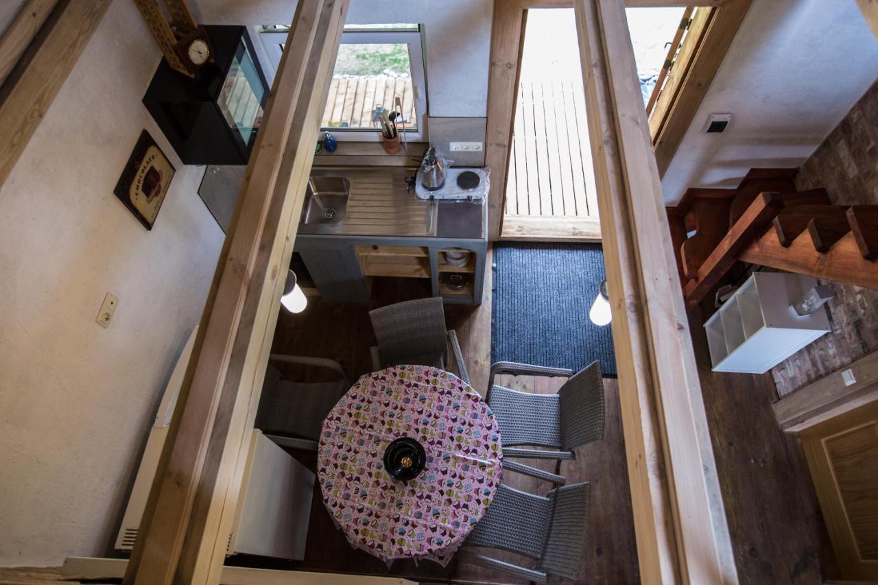 Appartement Jurgi à Pape Extérieur photo