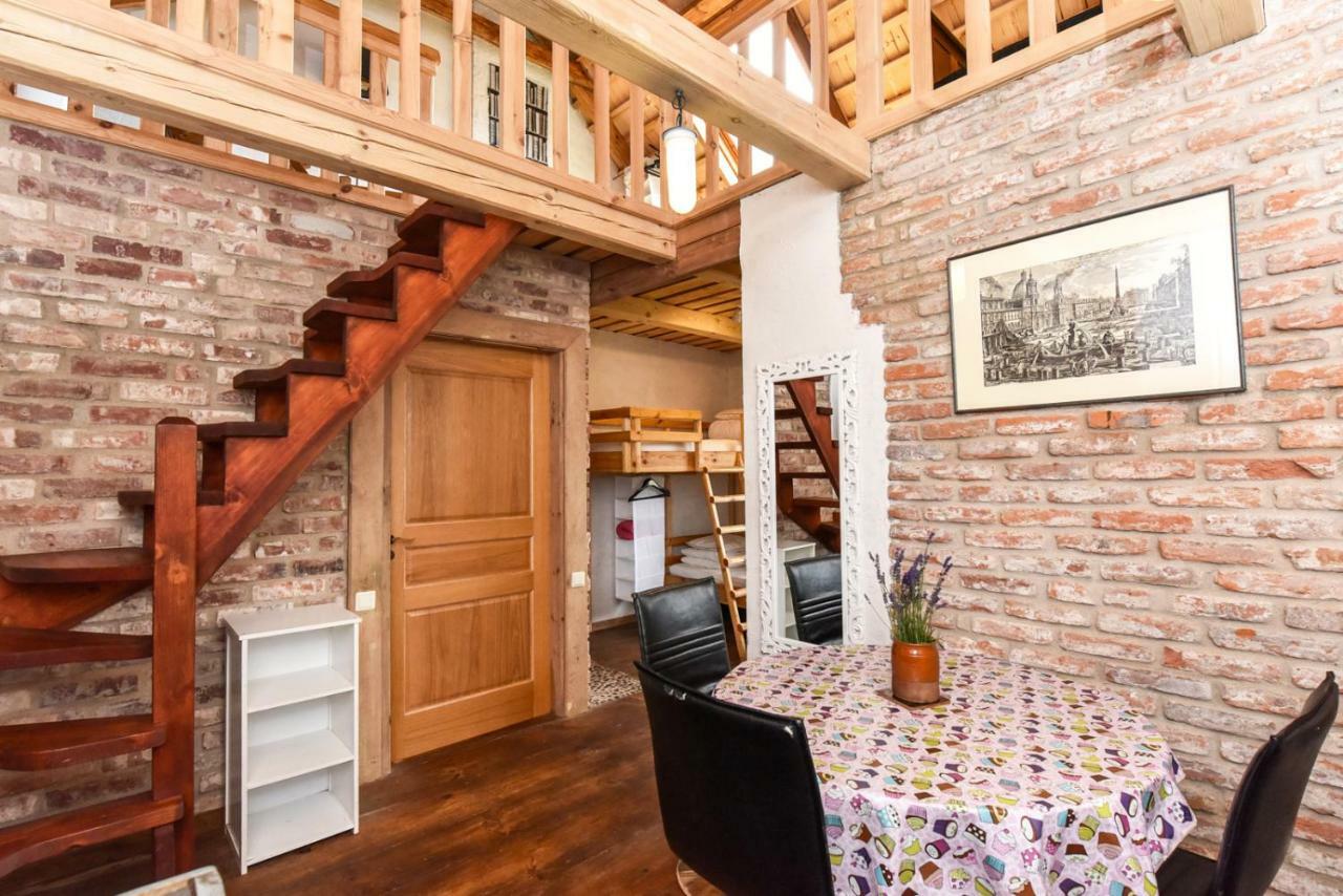 Appartement Jurgi à Pape Extérieur photo